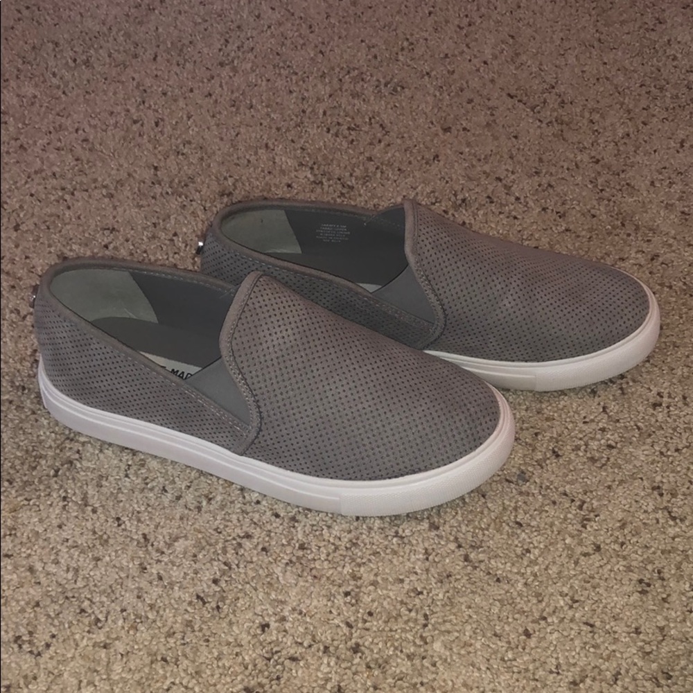 Steve Madden Slip-on Sneakers